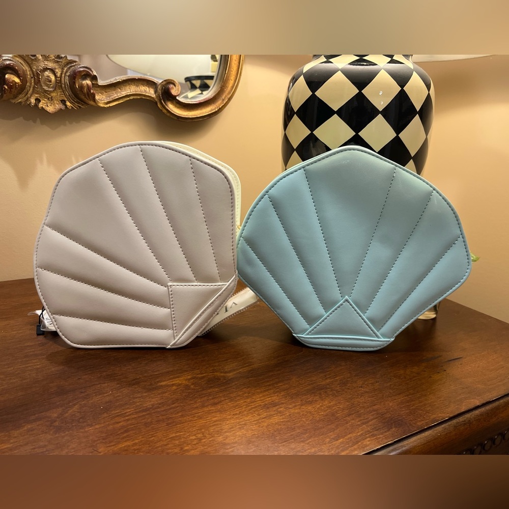 2 Seashell Crossbody Kitsch Purse White & Mint/Pale Blue
